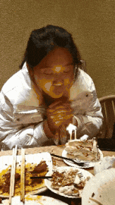 |搞笑GIF:这是一条神奇的裙