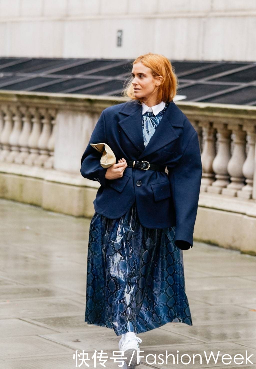  款式还|清新自然的海军蓝来了，叠穿更惊艳，体现多情气质