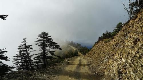 甲应村，梅里雪山深处的一片秘境