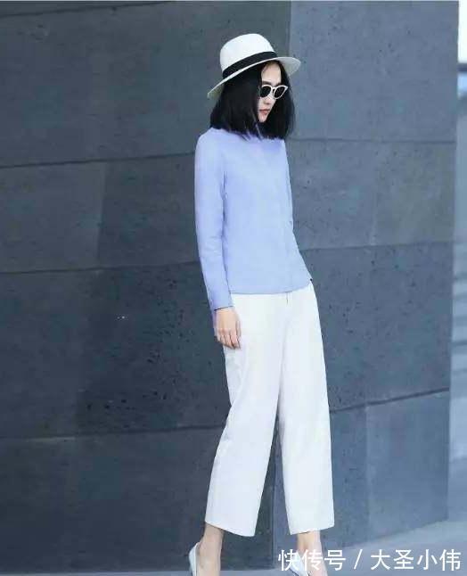 气质 美女街拍:小姐姐宽腿裤绽放出不同的魅力,展现出可爱美丽的气质