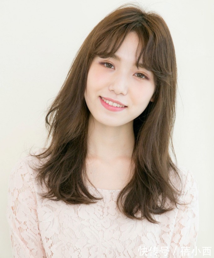 法式刘海 秋季发型别乱剪!这几款高颜值刘海了解一下,谁试谁好看!