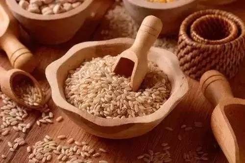 腹部|一胖毁所有,腹部脂肪的“克星”,坚持吃的人,瘦得裤子掉下来