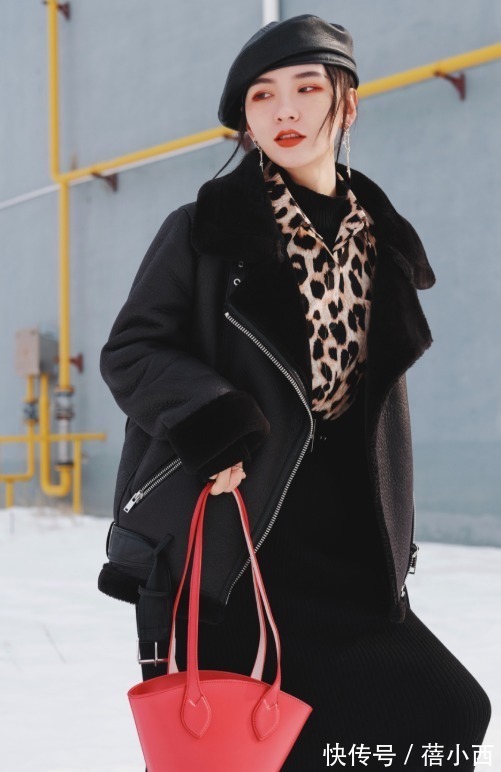 半身裙 冬季穿搭要有女人味,试试“毛茸茸的外套”,精致与温柔感都有了