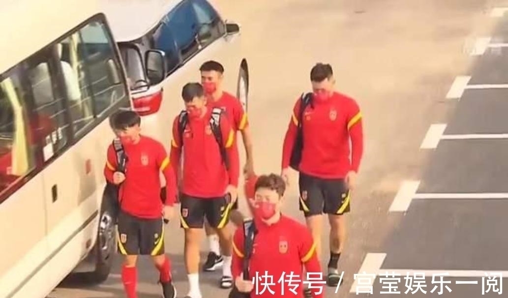 卡塔尔世界杯|足协这次下血本了:国足12强赛将安排私人飞机接武磊参赛!