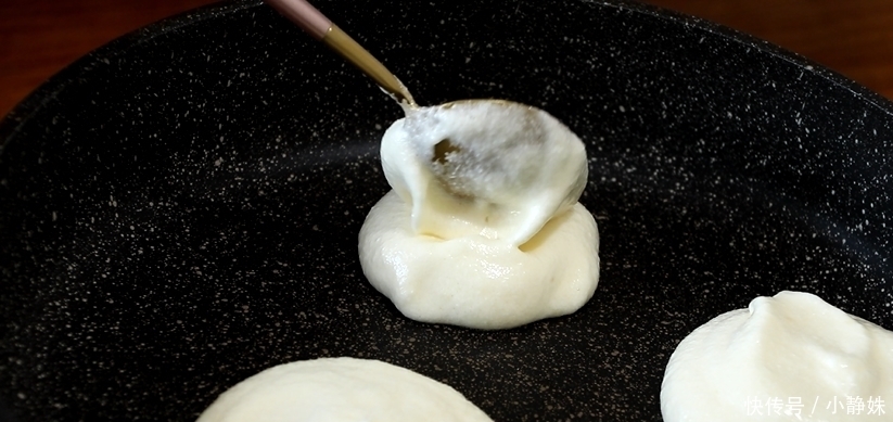 平底锅|不加泡打粉,不用发酵,这样做的小蛋糕超好吃,一个平底锅就搞定