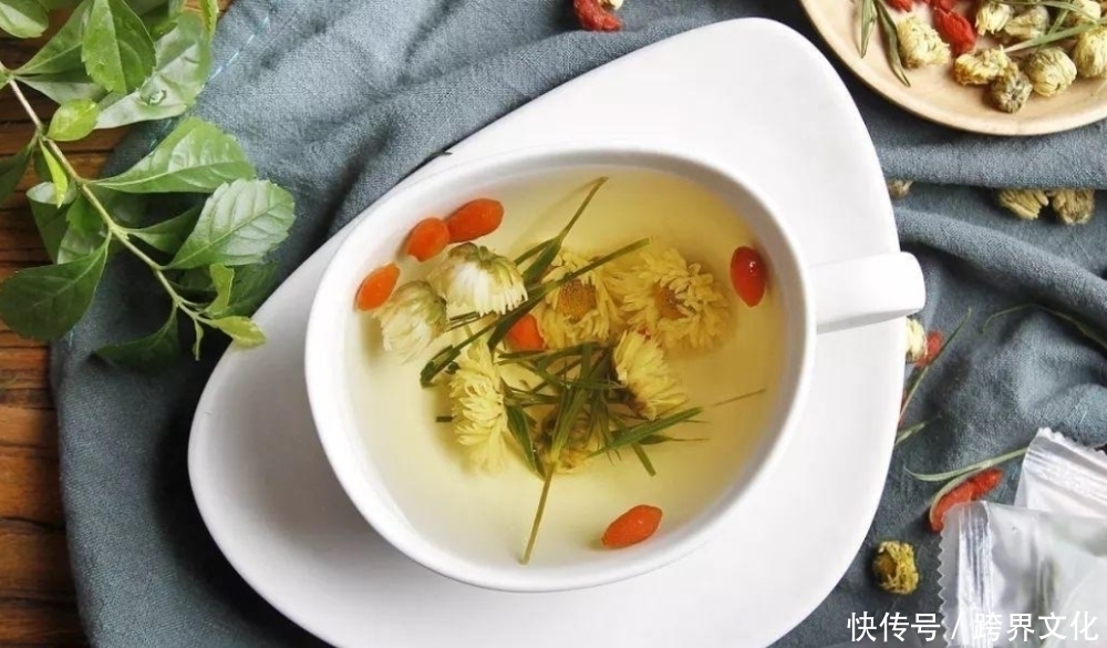 蒲公英|想把血糖控制在5.6以下,专家告诉你技巧:平时要做好这5件事