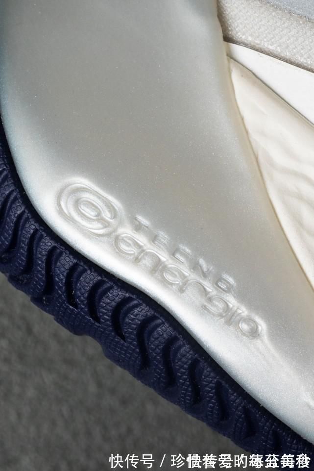 mountaineering 买到这双鞋能省好几千!这个超“贵”的牌子又出了双联名鞋!