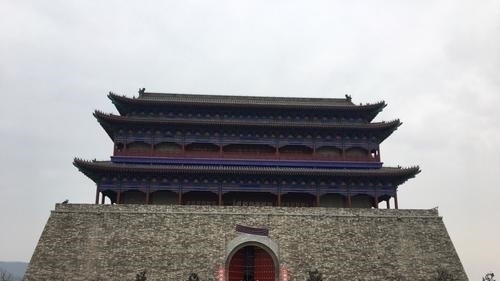 大唐!唐代最牛的诗人,一首诗让一座城火了千年,真实含义却无人能懂