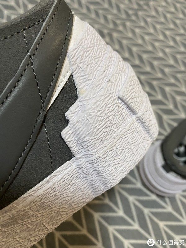 f胖胖买的鞋 篇一百四十二：Nike Blazer Low x SACAI
