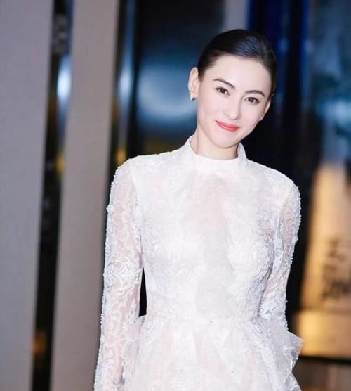 膨胀感|女人过了40岁,尽量避开这3种发型,尤其是第二种,显老又土气