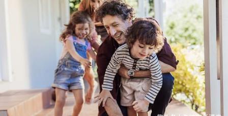 相爱|幸福家庭到底什么样？父母一定做好3件事，是很关键的