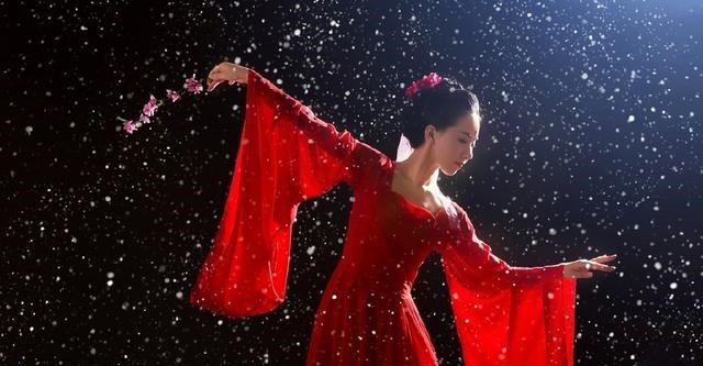 名妓!唐朝名妓守寡15年,白居易为她写了一首诗,她看后气绝身亡!