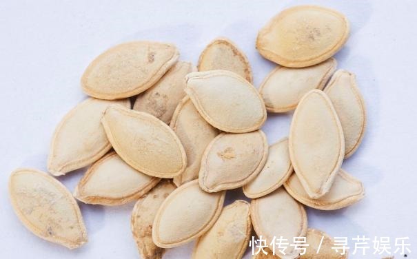 生殖系统|南瓜子营养丰富,吃南瓜子有什么功效和作用,吃南瓜子有哪些禁忌