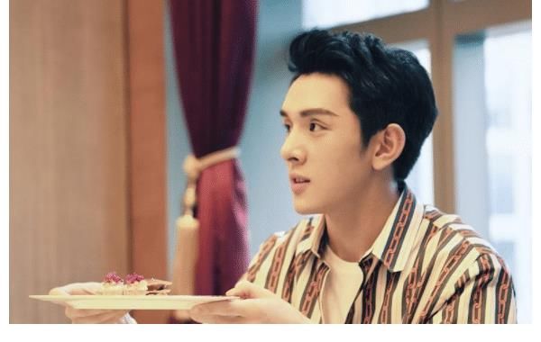 李佳琦團(tuán)隊(duì)被抓是假，為罪魁禍?zhǔn)椎呐智驍?shù)據(jù)，干的事也太牛了吧