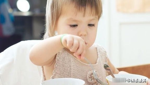 调味汤|宝宝发育最好少喝这3种汤，影响宝宝健康，第一种很多家长爱炖