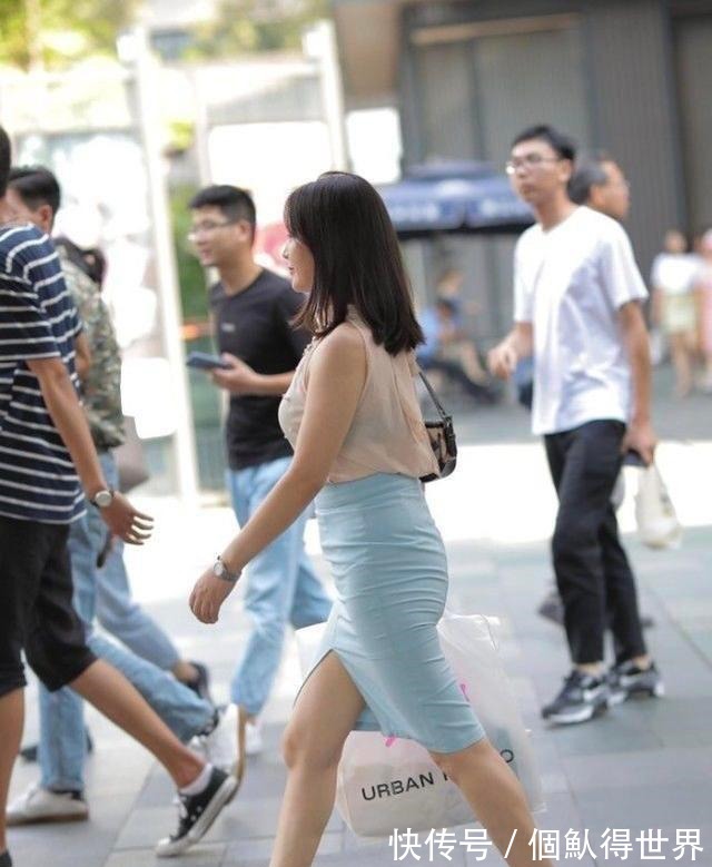 知性|珍珠白和海军蓝搭配的职业装,知性优雅,端庄大方