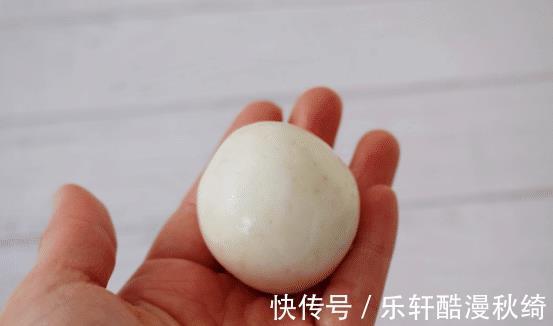 玉米油|养颜乌发的滋补小食，制作简单，美味又可口