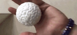 空调鞋 小米推「空调鞋」!不到百元硬刚Yeezy,穿上降10℃比拖鞋还透气