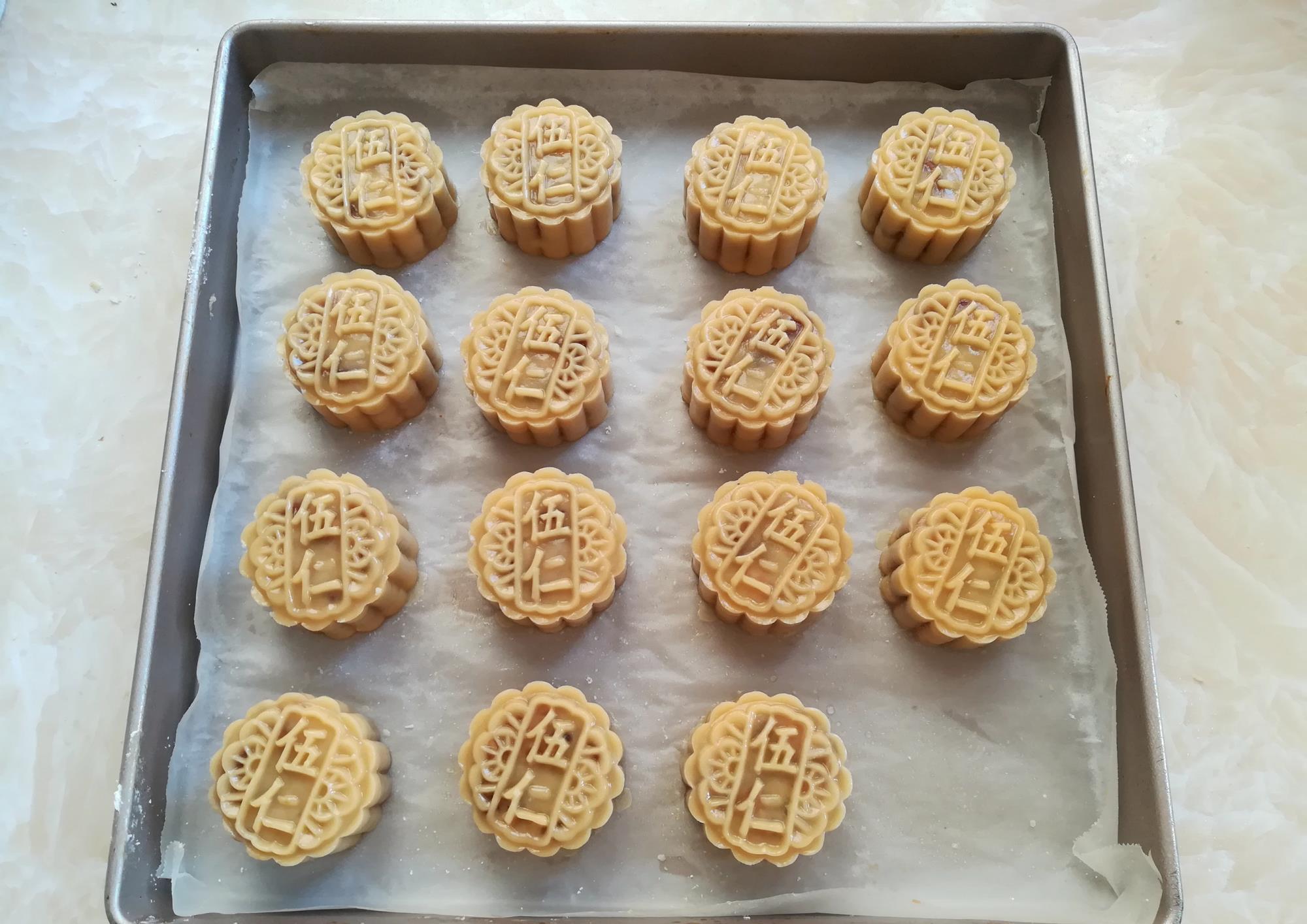 自制|自制中秋月饼,比例是关键,不塌腰不泄脚,真材实料越吃越香