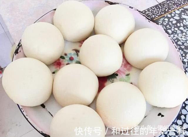 蒸馒头别再提前发面了!教你新做法,一次成功,柔软蓬松不回缩