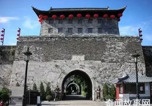 镇压|最诡异城门,修一次塌一次,高人用一宝物镇压,千年不倒!