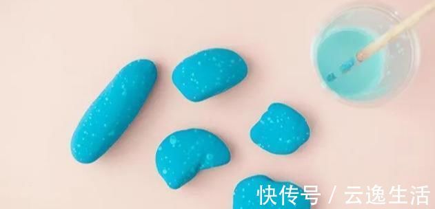 彩纸!捡些石头回家,再也不为手工课作业愁附5个DIY石头彩绘教程