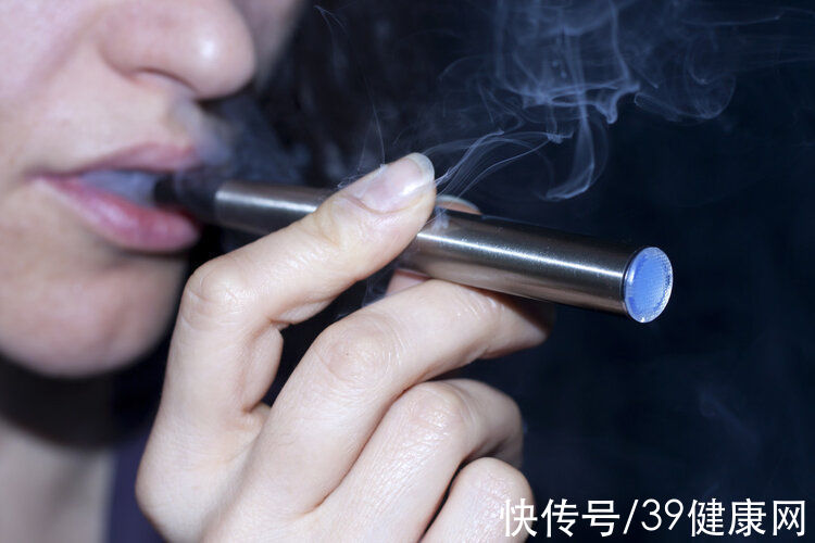 尼古丁|谢谢你抽电子烟：一场害人的健康骗局，不仅戒不了烟还有4点危害