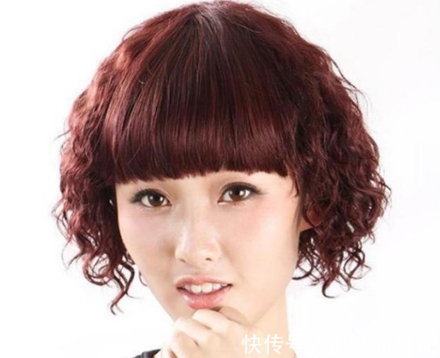 气质 奔三奔四的女人, 别急着留3种“大妈发型”, 显老不说还毫无气质!