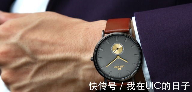 手表带 手表带的正确位置!