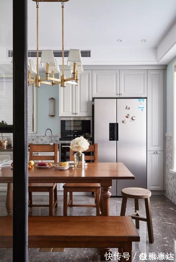 小男孩|参观了他的100㎡新家，才懂美式风多好看，入户后，处处高级感