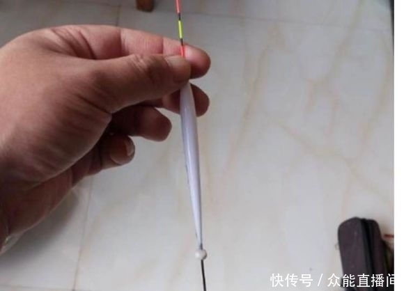 选择|雪天深水钓鲫鱼,到底多深才合适?雪天没钓到鱼的来围观下