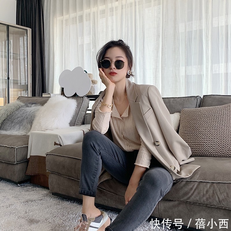 早秋|早秋最chic的穿搭法!“西装+衬衫”,简约百搭不挑人,建议收藏
