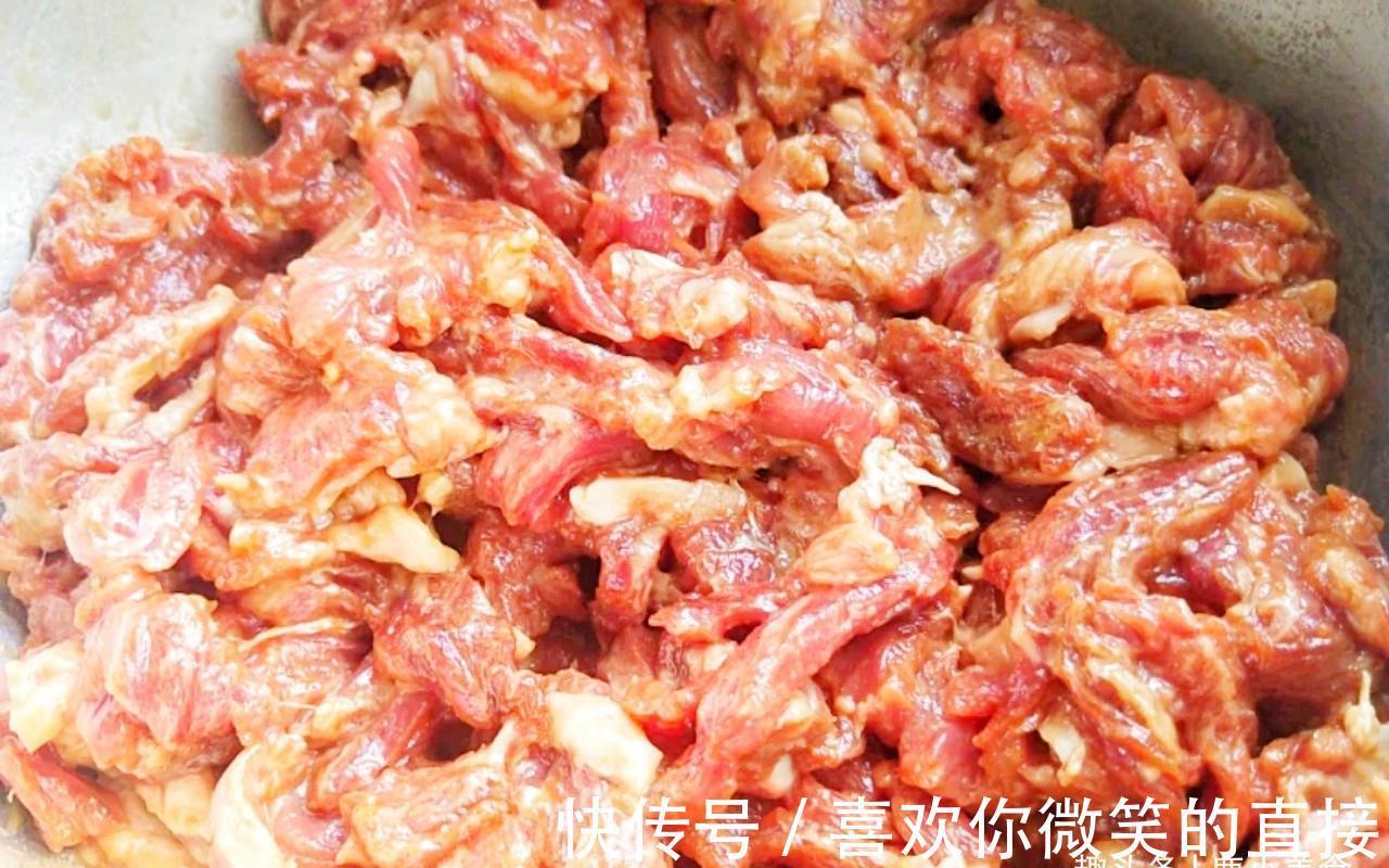 谨记|牛肉怎样上浆才滑嫩?谨记3个操作,炒牛肉嫩滑不柴,饭店水准