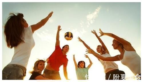 减肥期间|不吃晚饭能变瘦吗？牢记这3点，不用节食也一样“赶走”大肚腩