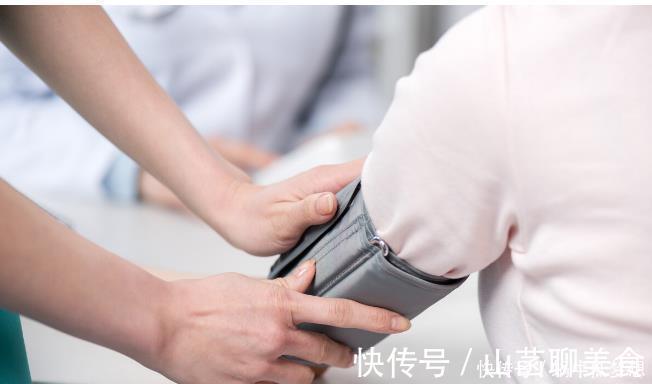 恶性高血压|血压突然升很高会怎样？告诉你什么是恶性高血压，不可小视