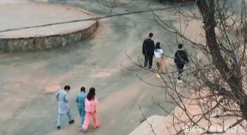 许晴|堪比《花少2》团综:首期就有小群体,宋丹丹强势苏芒成许晴2.0