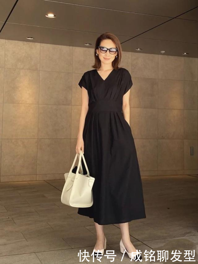 身材|这才是五十岁女人该有的装扮,这位日本博主的优雅穿搭,超有气质