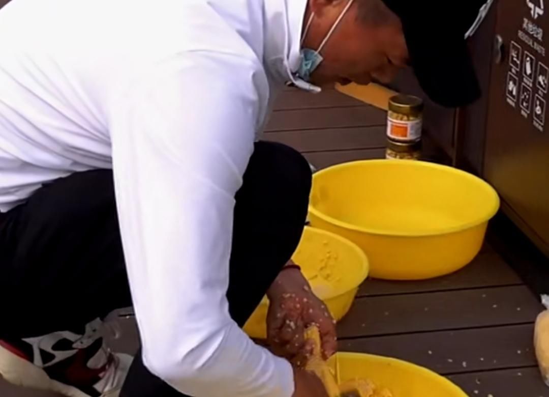 黑坑|邓刚四小时钓获翘嘴百斤，鱼塘主当场撒泼，鱼都不让拿走？