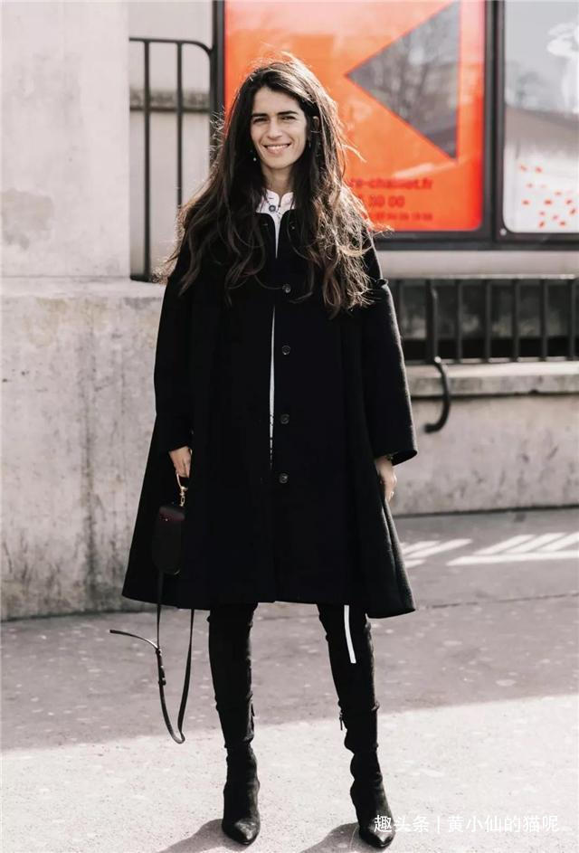 颜色 女人到了奔五年纪,穿大衣别选这3种“阿姨色”,老气又显黑