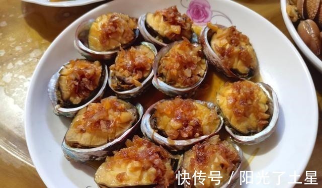 晒娘家晚餐,有肉有海鲜,青菜豆腐齐上桌,大人小孩吃得香!