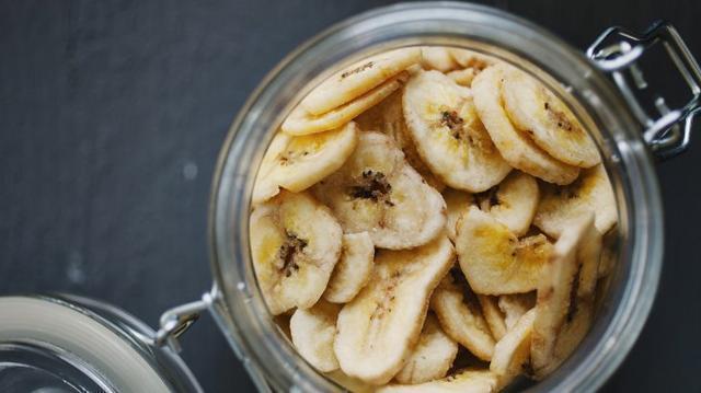 血糖控制|当你患有2型糖尿病时,要避免吃以下9种食物,为了身体健康