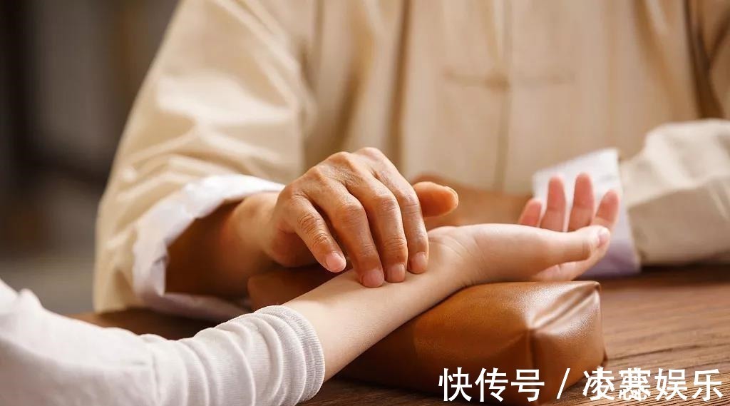 气血|气血不足的人,多吃“两红”少吃“两黄”,补气血身体更健康