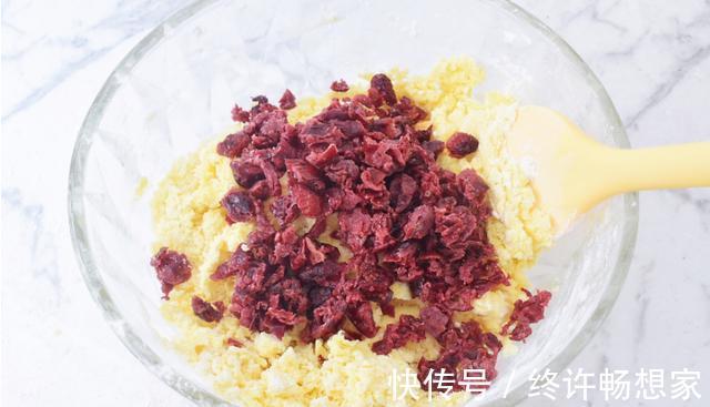 蔓越莓奶酥|周末的追剧零食就吃它,酥脆到一碰就掉渣,吃上就停不下来的节奏