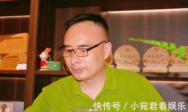 登山#「散文」与其仰望别人的荣光,不如点亮自己的心灯