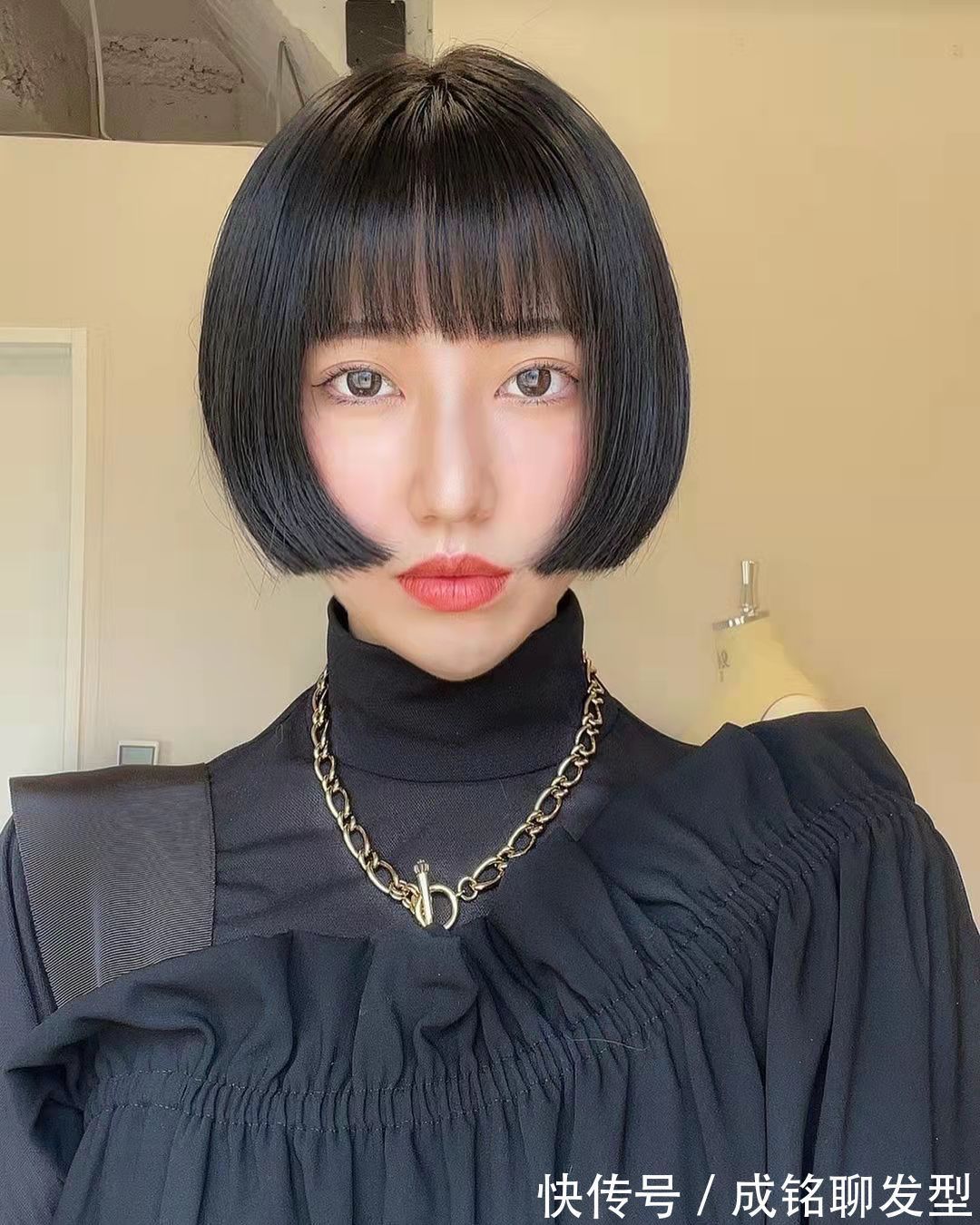 葵花籽 发型越短越时髦，今年这四种短发很流行，剪过的人都美翻了