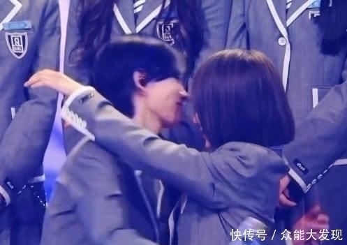 五個(gè)月 陸柯燃超乃萬二十萬票第9出道，所有人都在祝賀，誰注意到Lisa？