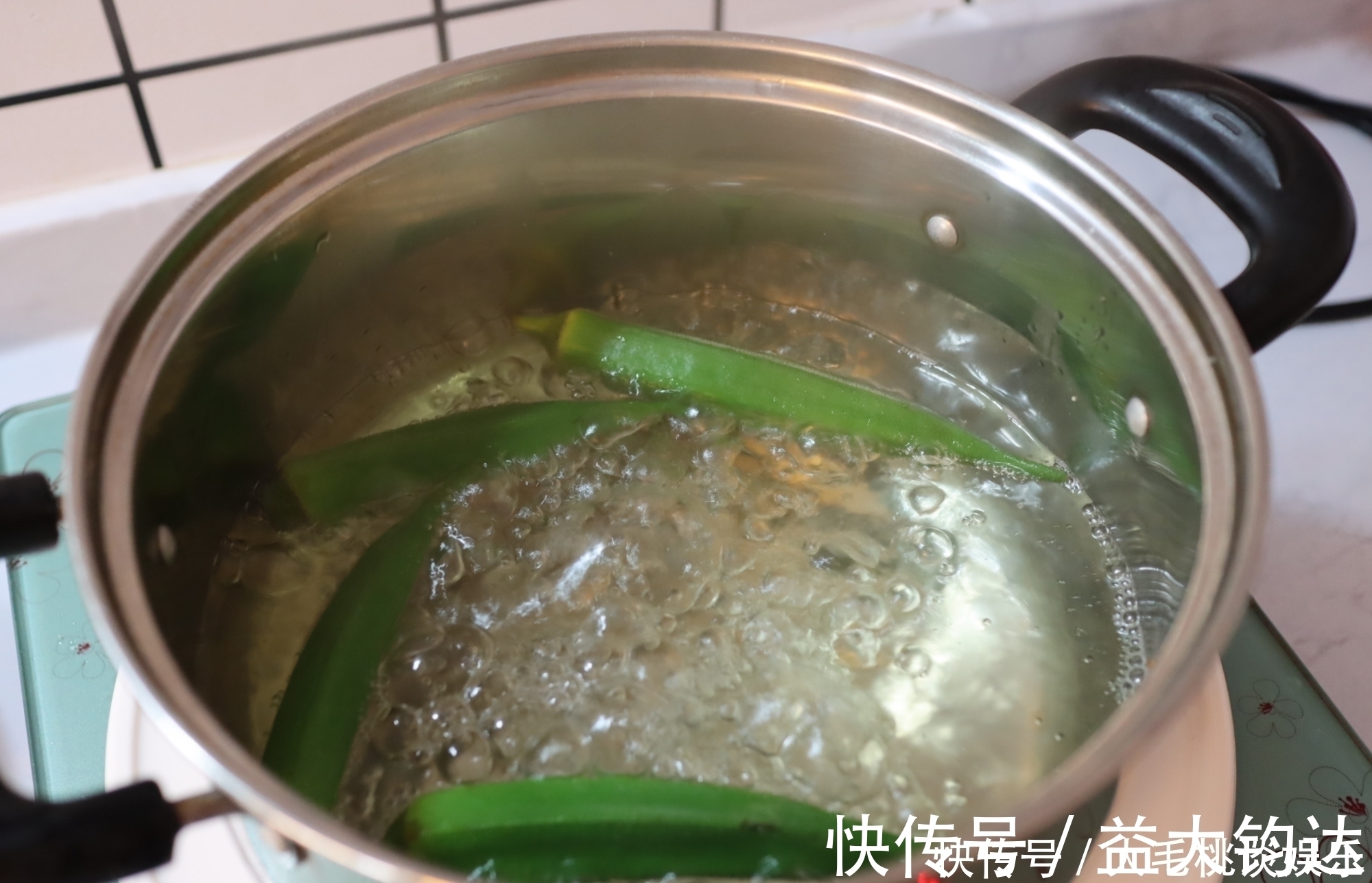 晚餐|晚餐这样吃，不挨饿还能减肥，狠心女坚持2个月，裤腰宽出1寸