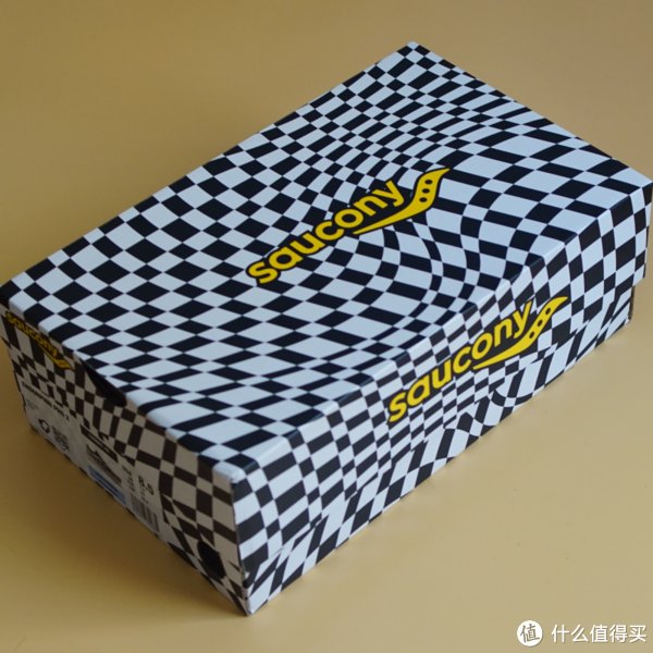 真·畅|跑鞋评测 篇四:真·畅跑云端:Saucony索康尼 Endorphin Pro啡鹏2上脚体验