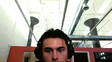 |搞笑GIF：你永远都猜不到 睡着后损友会对你做什么