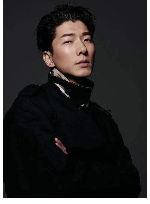 “好爸爸”张亮，他与张亮麻辣烫的难看关系，还作死了自己前途